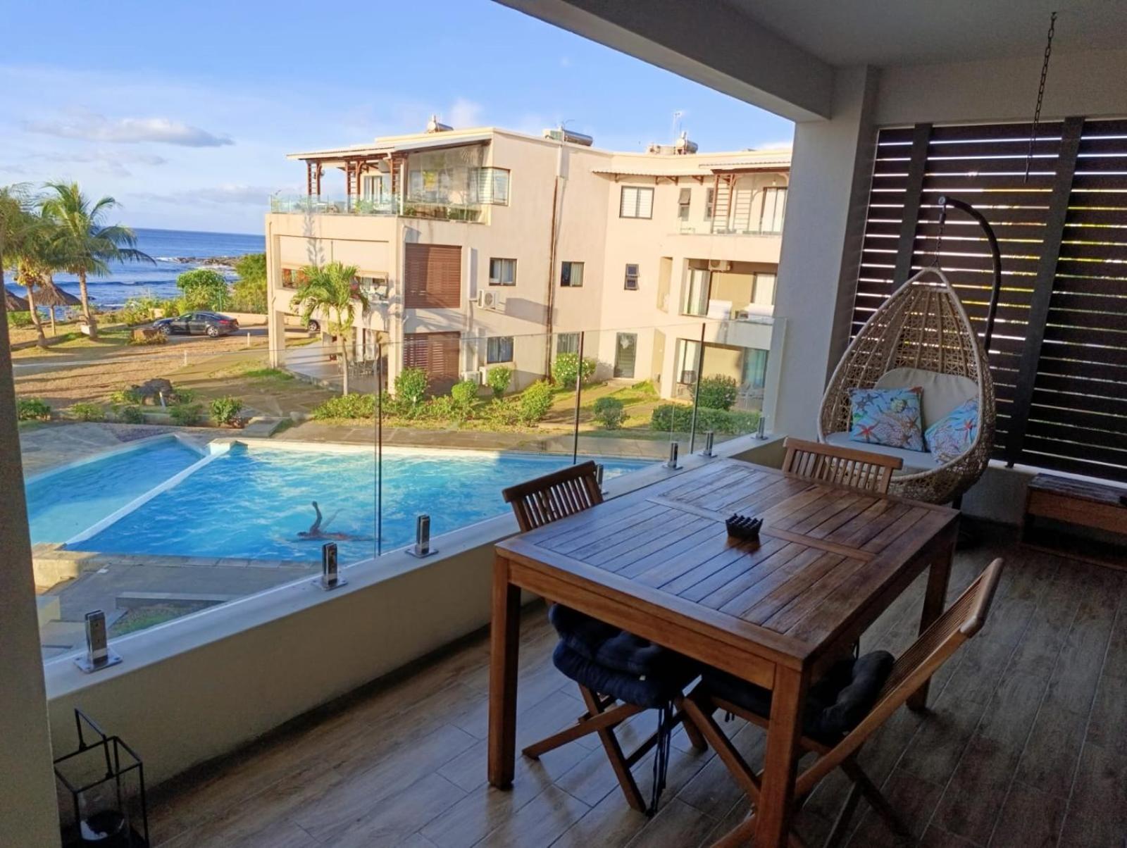 Magnificent Sea-View Apartment Flic en Flac Luaran gambar